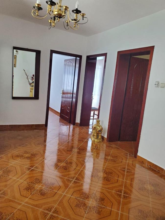 פוגרדץ Lake Ohrid Guesthouse "Villa Valentina" מראה חיצוני תמונה